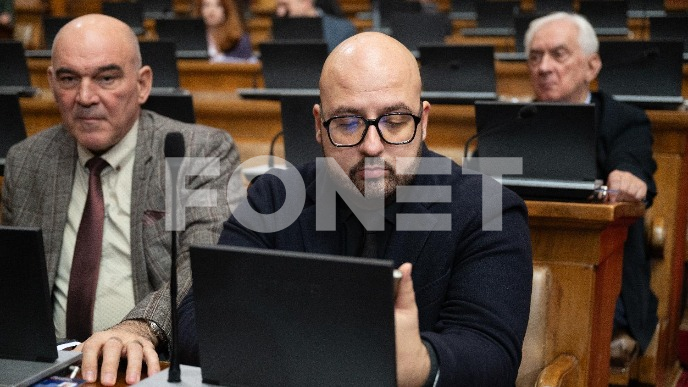 Razvlašćuje se Generalštab